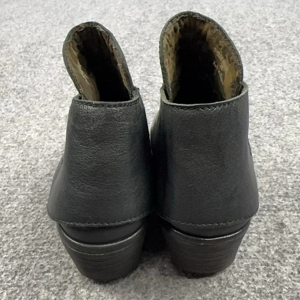 FLY London Boots Womens Size 7.5 Black Leather Wedge Ankle Booties P500046008